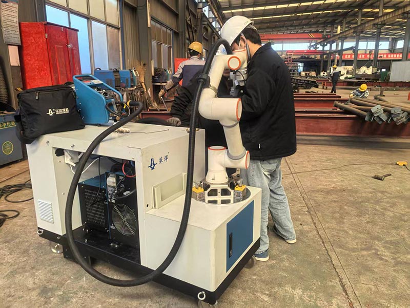 Liweiyuan Steel Structure Successfully Completes Commissioning of Newly Introduced Robotic Welding Equipment