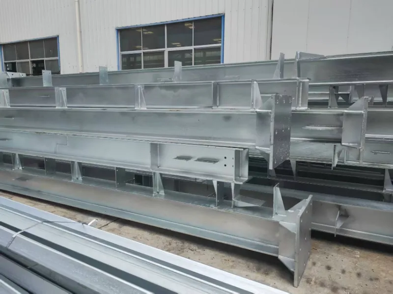 Photos of steel structure components ready for shipment